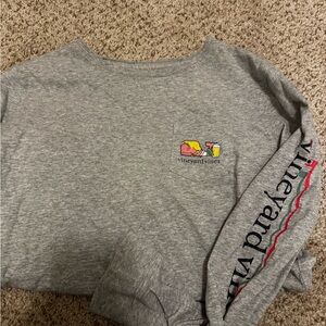 Rare Vineyard Vines Gray Long Sleeve Tee with Logo